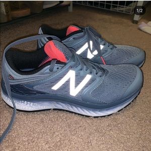 New Balance Tennis Shoes
